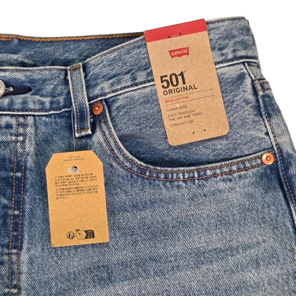 New Levi's 501 Original Jeans‎ Mens 32x30 Blue Distressed Straight Leg